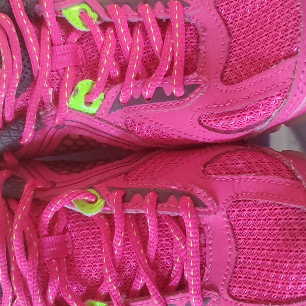 FILA Cool Max Women’s 7 Sneakers Shoes Bright Pink Neon Green